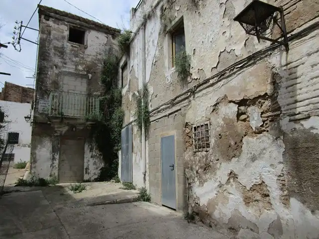 Vista exterior de Traster en venda en Tortosa