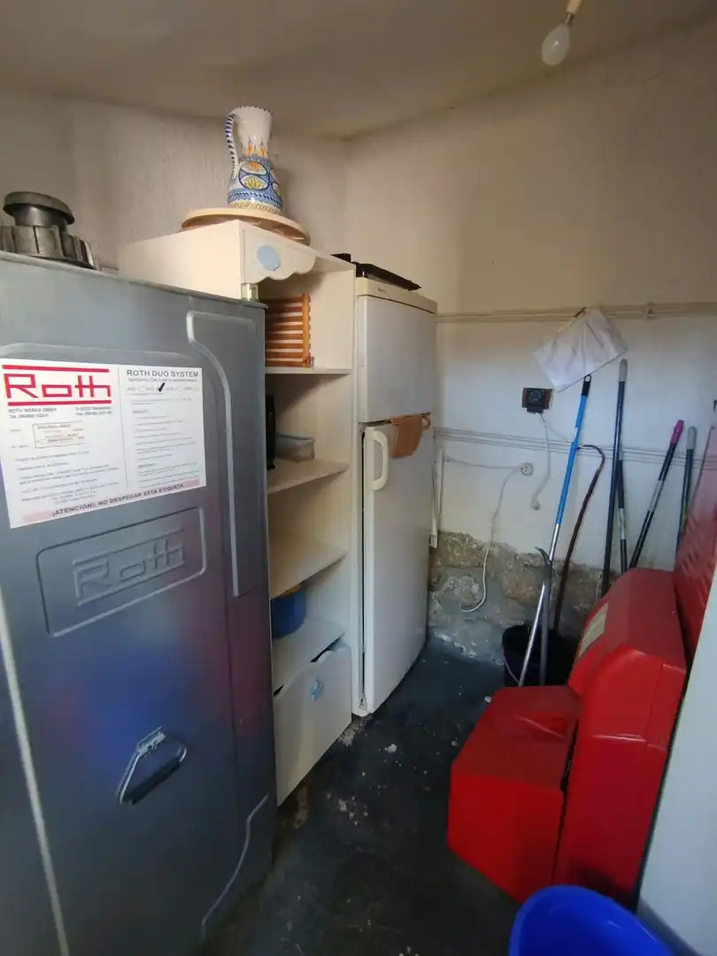 Kitchen of Houses for sale in Maello, Ávila