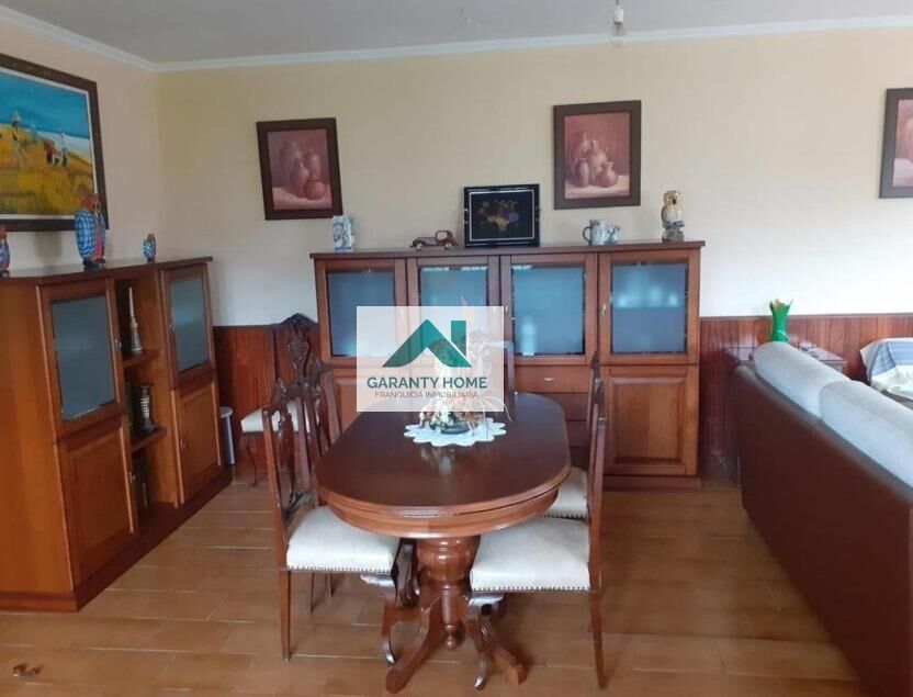 Menjador de Casa o xalet en venda en Cesuras amb Terrassa i Traster