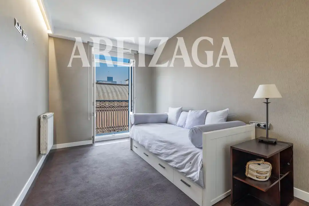 Piso con terraza en venta en Calle Arrasate, imagen 25