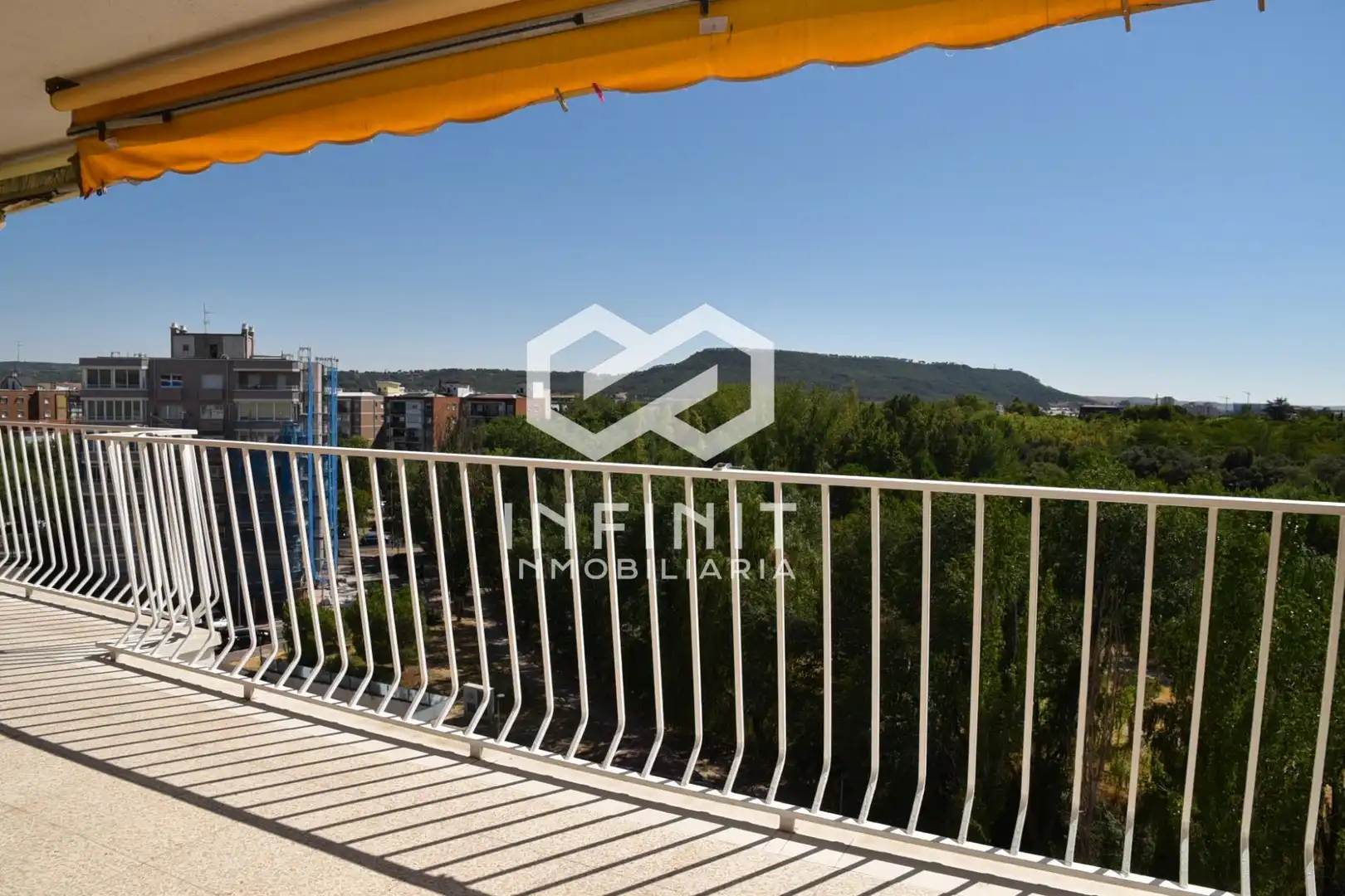 Terrassa de Pis en venda en Alcalá de Henares amb Aire condicionat, Calefacció i Terrassa