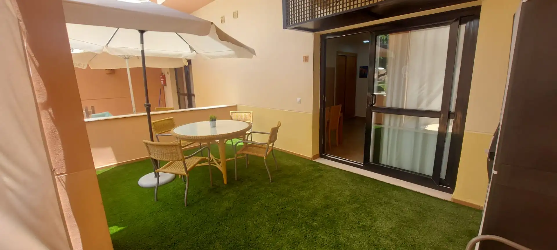 Terrasse von Wohnungen zur Miete in Punta Umbría mit Klimaanlage, Heizung und Möbliert
