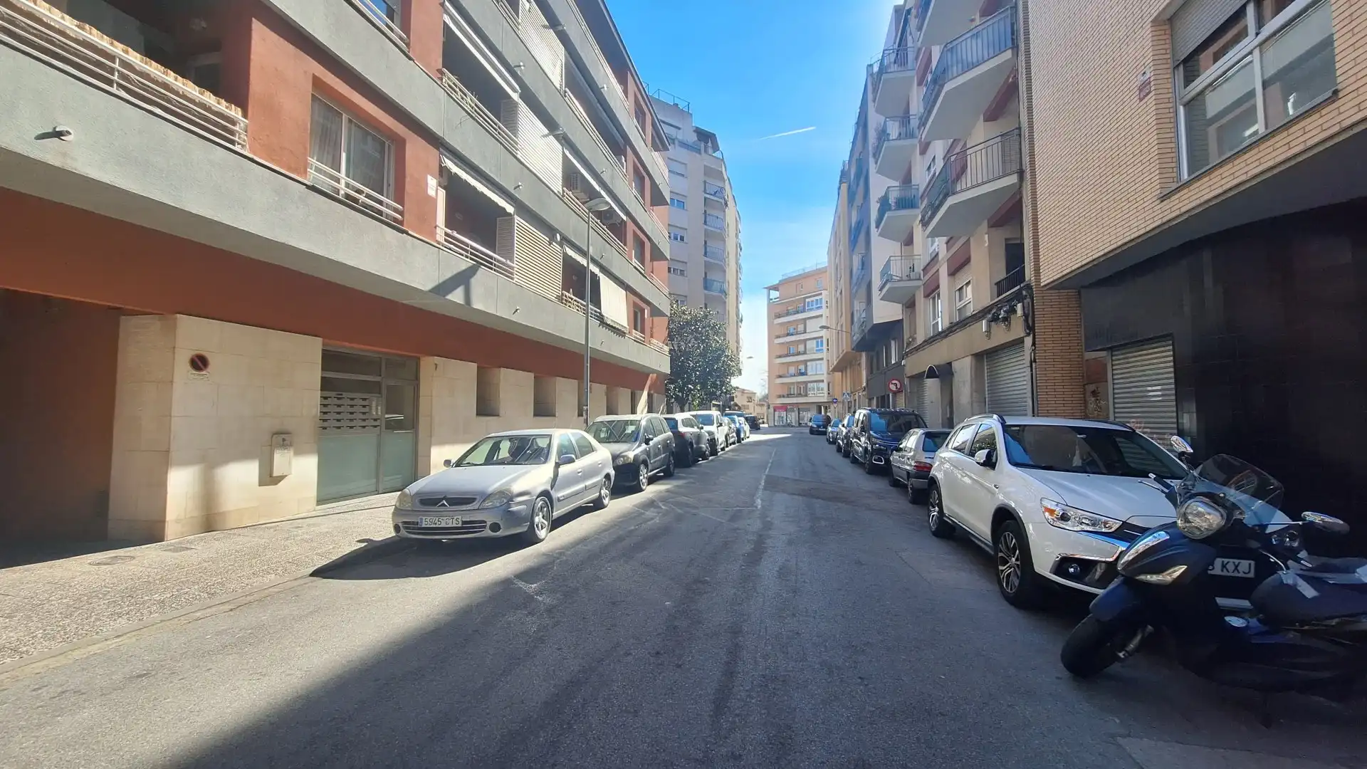 Außenansicht von Geschaftsraum zum Verkauf in Girona