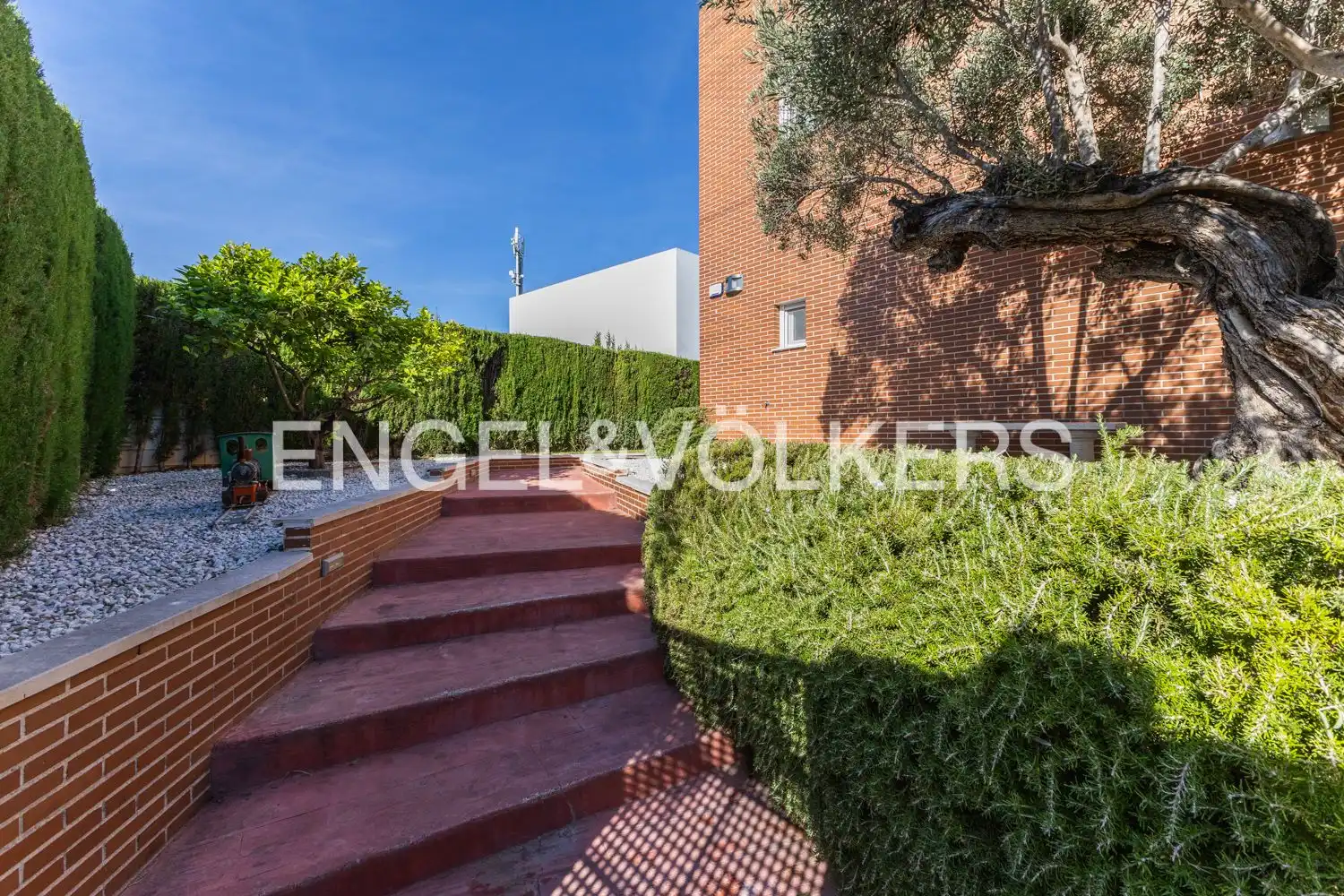 Terrace of Houses for sale in Torre en Conill - Cumbres de San Antonio 