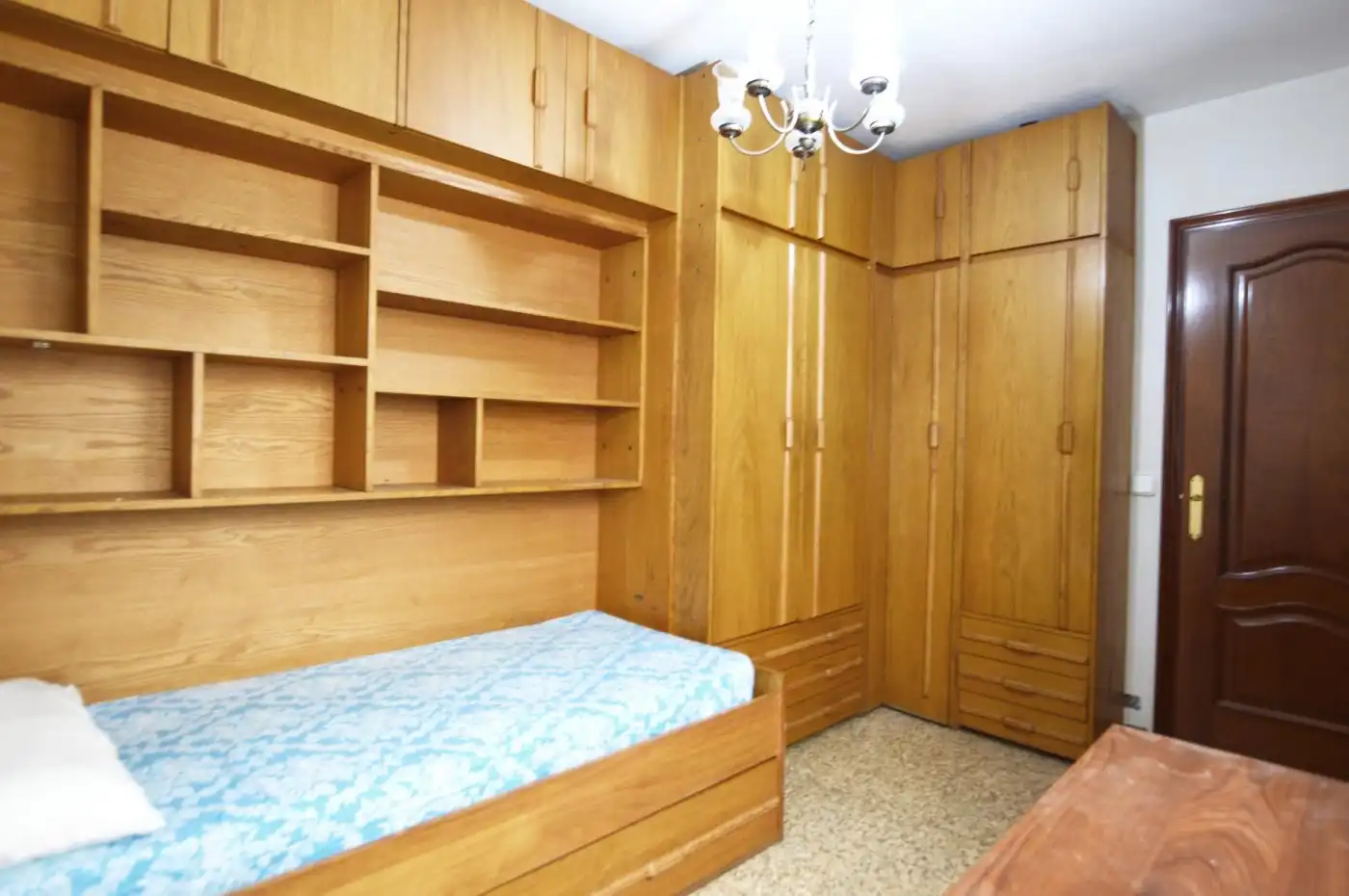 Habitación de Piso de alquiler en Tarragona con Terraza y Amueblado