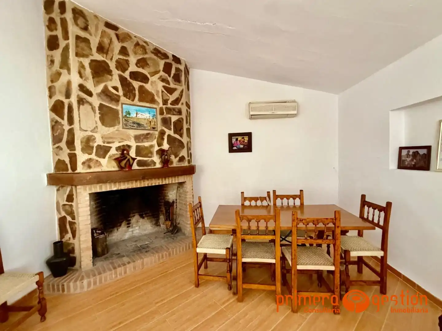 Comedor de Casa o chalet en venta en Lora del Río con Trastero y Amueblado