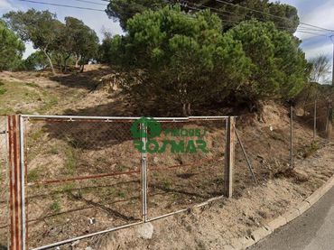 Terrenys i solars en venda a Aiguaviva Parc