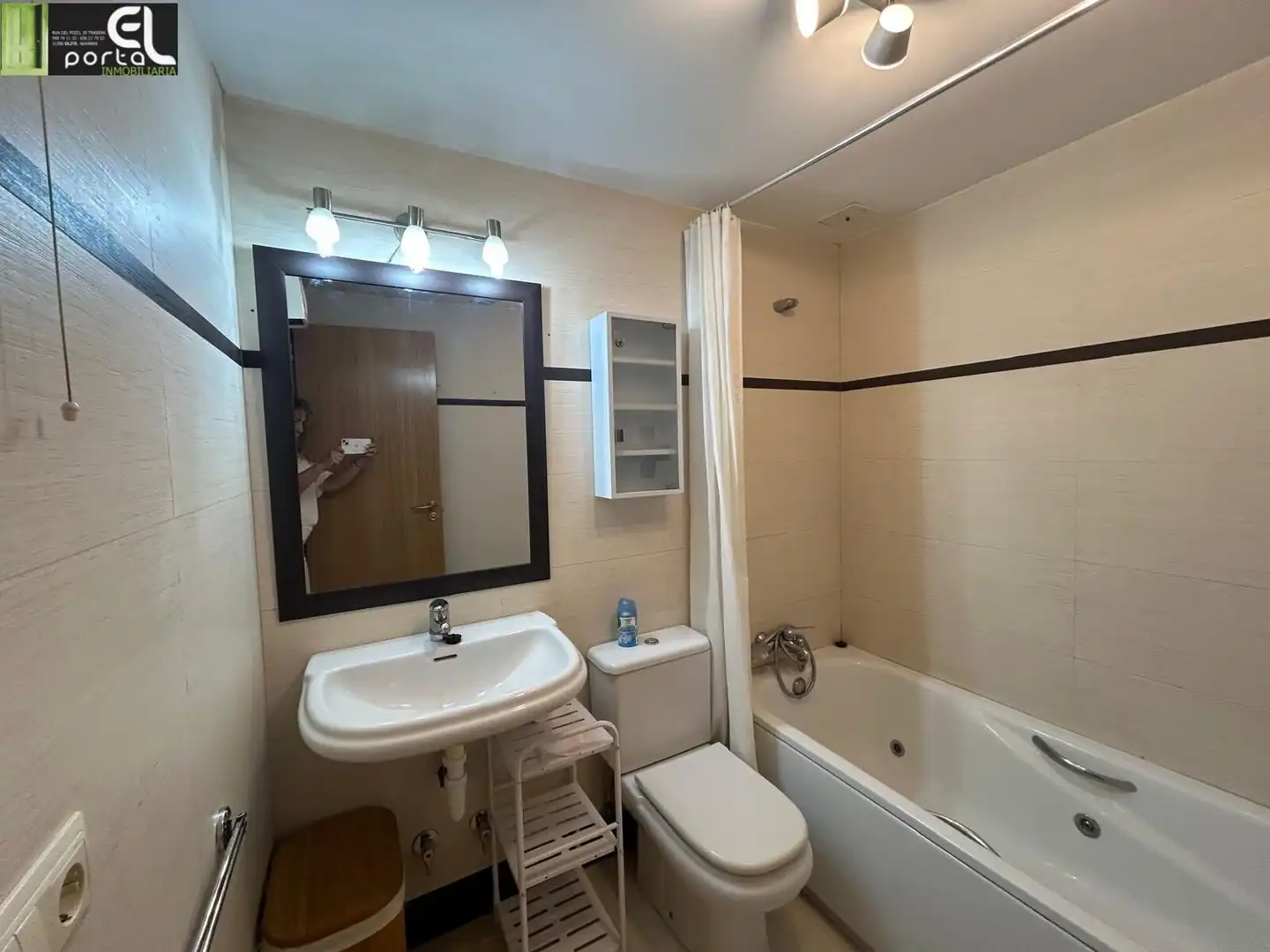 Badezimmer von Wohnungen zur Miete in Olite / Erriberri
