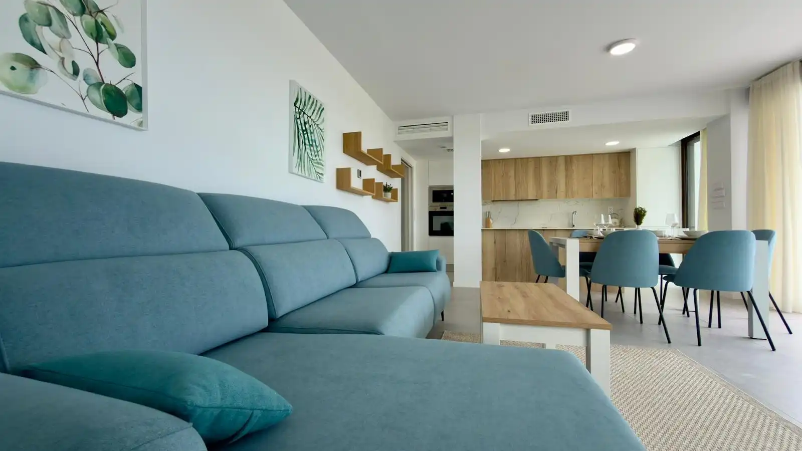 Sala d'estar de Apartament de lloguer en Finestrat amb Aire condicionat, Jardí privat i Terrassa