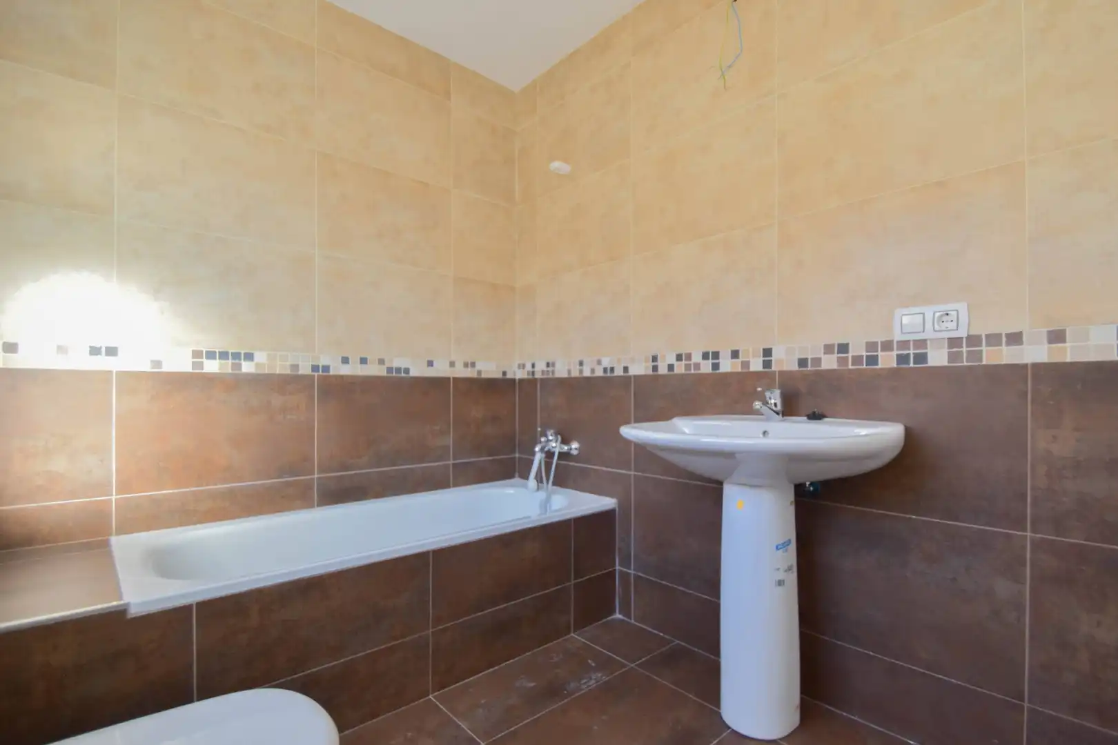 Baño de Casa adosada en venta en Atarfe con Trastero y Balcón