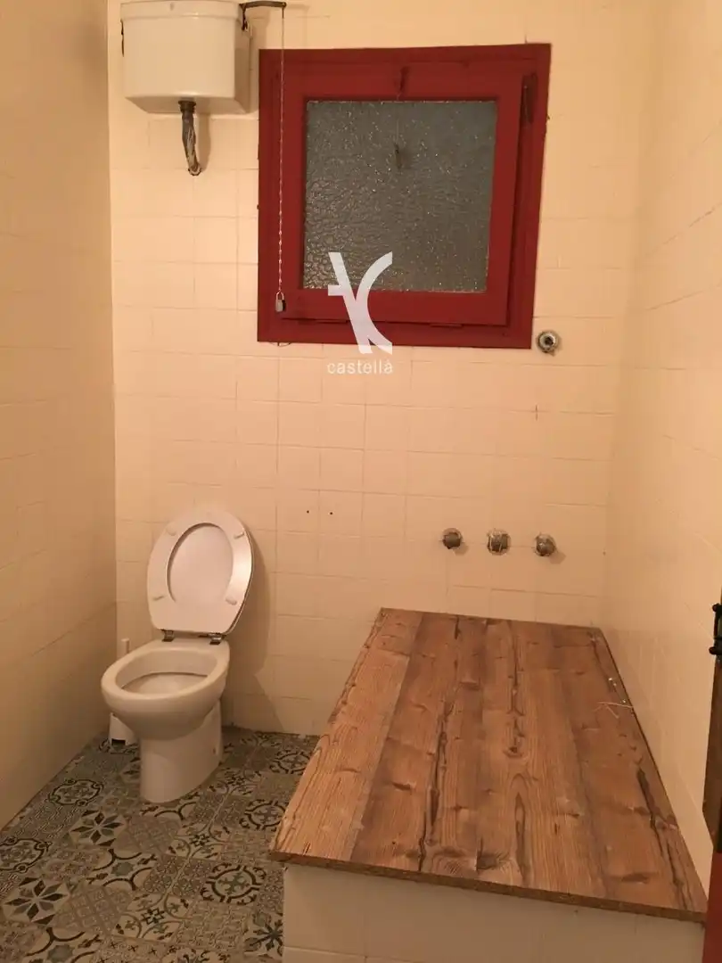 Badezimmer von Geschaftsraum zum Verkauf in Premià de Mar