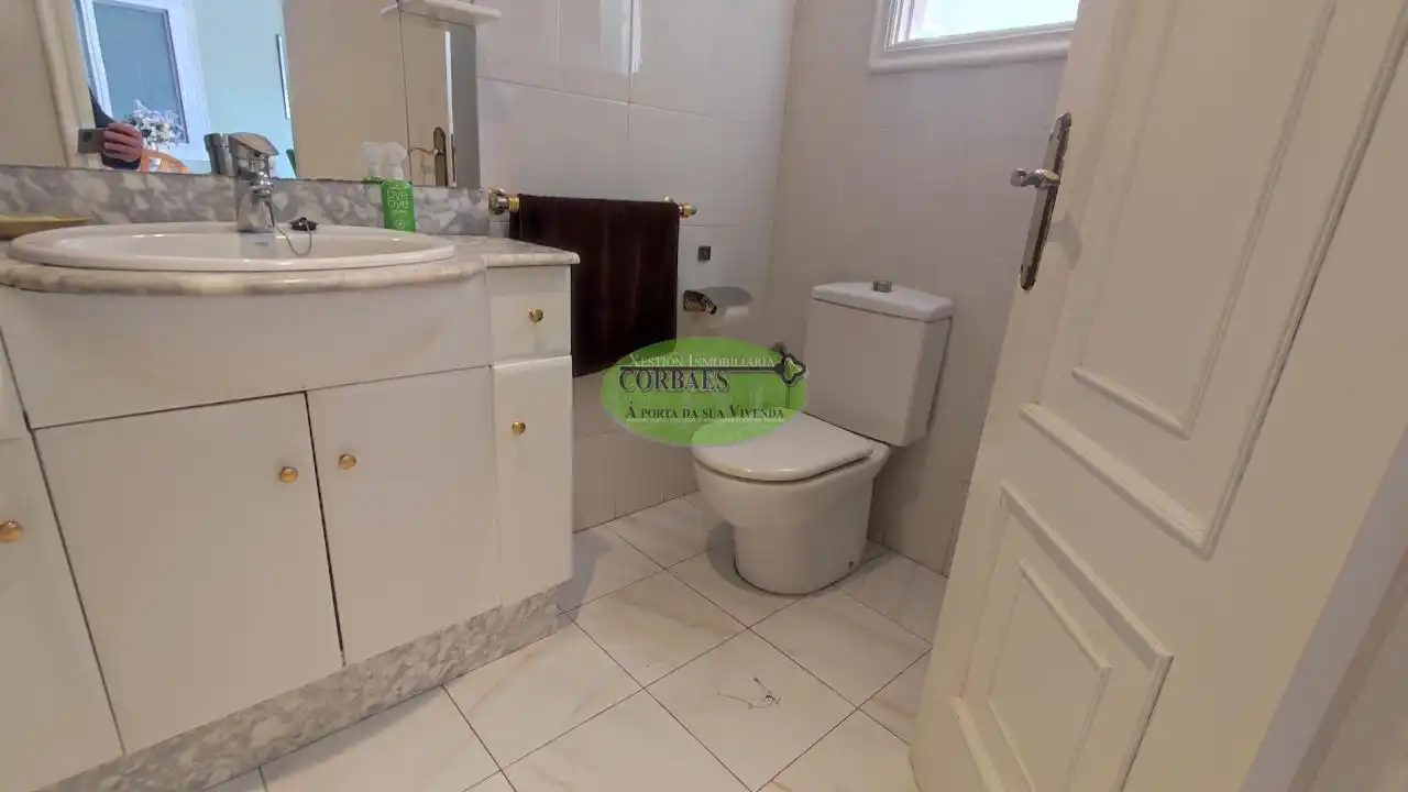 Chalet con terraza en venta en Toén, imagen 9