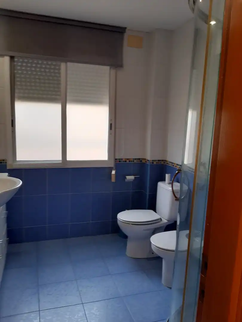 Bathroom of Flat for sale in Valencia  with Air Conditioner, Parquet flooring and Furnished