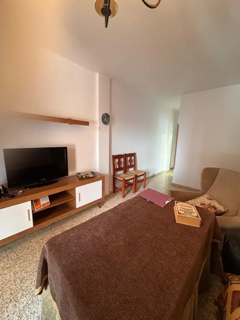 Sala d'estar de Pis en venda en Utrera amb Balcó