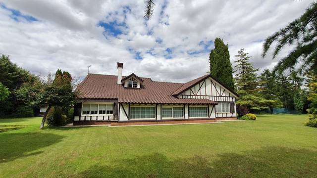 Casa-chalet en Venta en Camino Collantes en Allende el Río