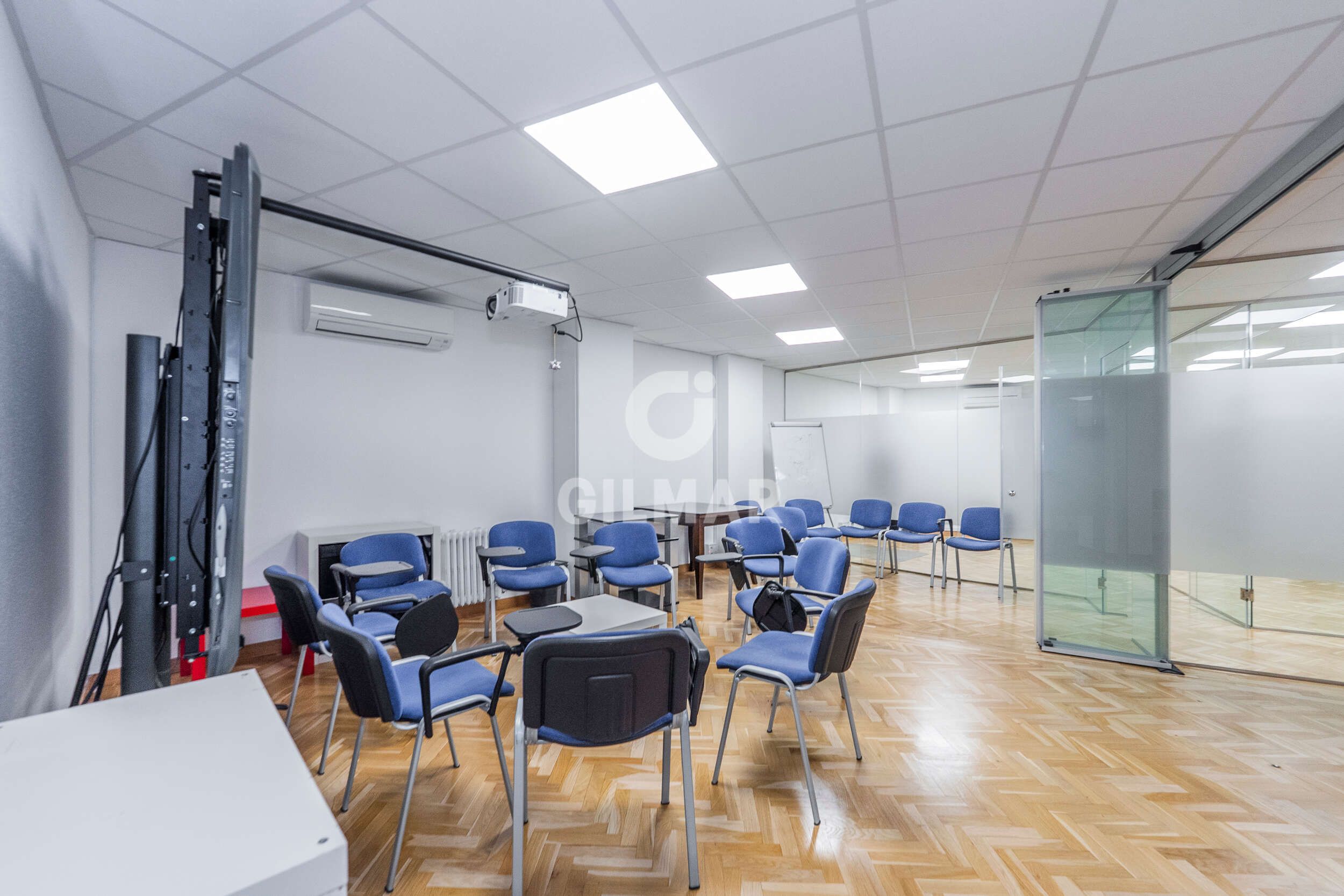Oficina en venta en  Madrid Capital con Calefacción