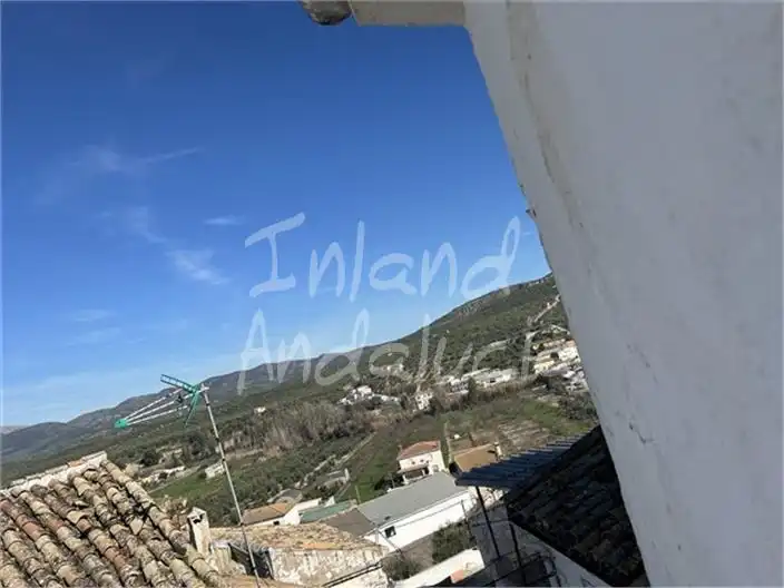 Adossat en venda a Castillo de Locubín