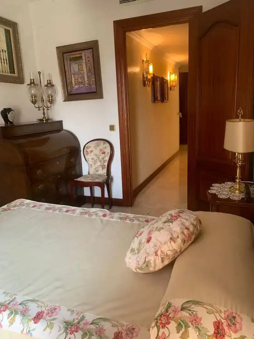 Habitación de Piso en venta en Málaga con Aire acondicionado, Trastero y Amueblado