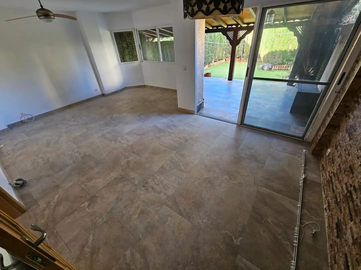 Casa o chalet de alquiler en Alicante / Alacant con Aire acondicionado, Calefacción y Jardín privado