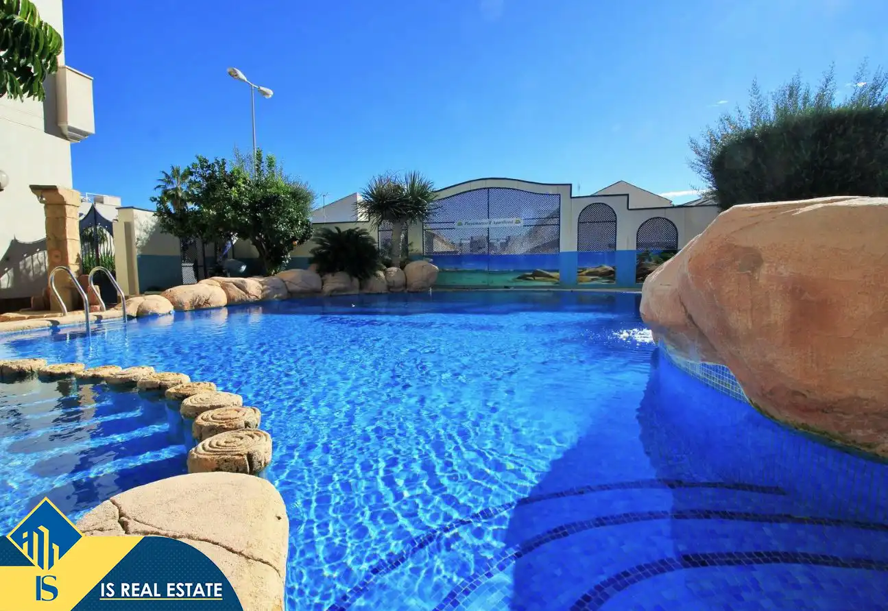 Schwimmbecken von Wohnungen zum Verkauf in Orihuela mit Klimaanlage, Heizung und Terrasse