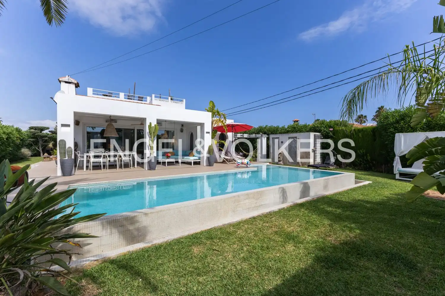 Swimming pool of Houses for sale in Dénia  with Air Conditioner, Heating and Private garden
