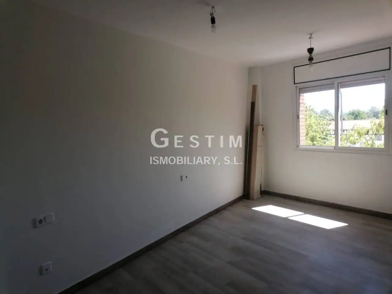Dormitori de Apartament en venda en Vic amb Aire condicionat i Calefacció