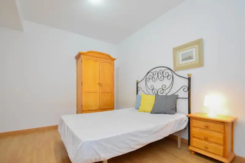 Habitación de Piso en venta en Atarfe con Aire acondicionado, Calefacción y Parquet