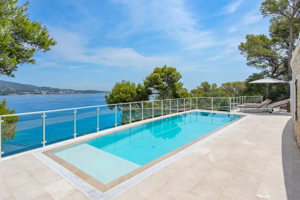 Swimming pool of Houses for sale in Calvià  with Air Conditioner, Private garden and Terrace