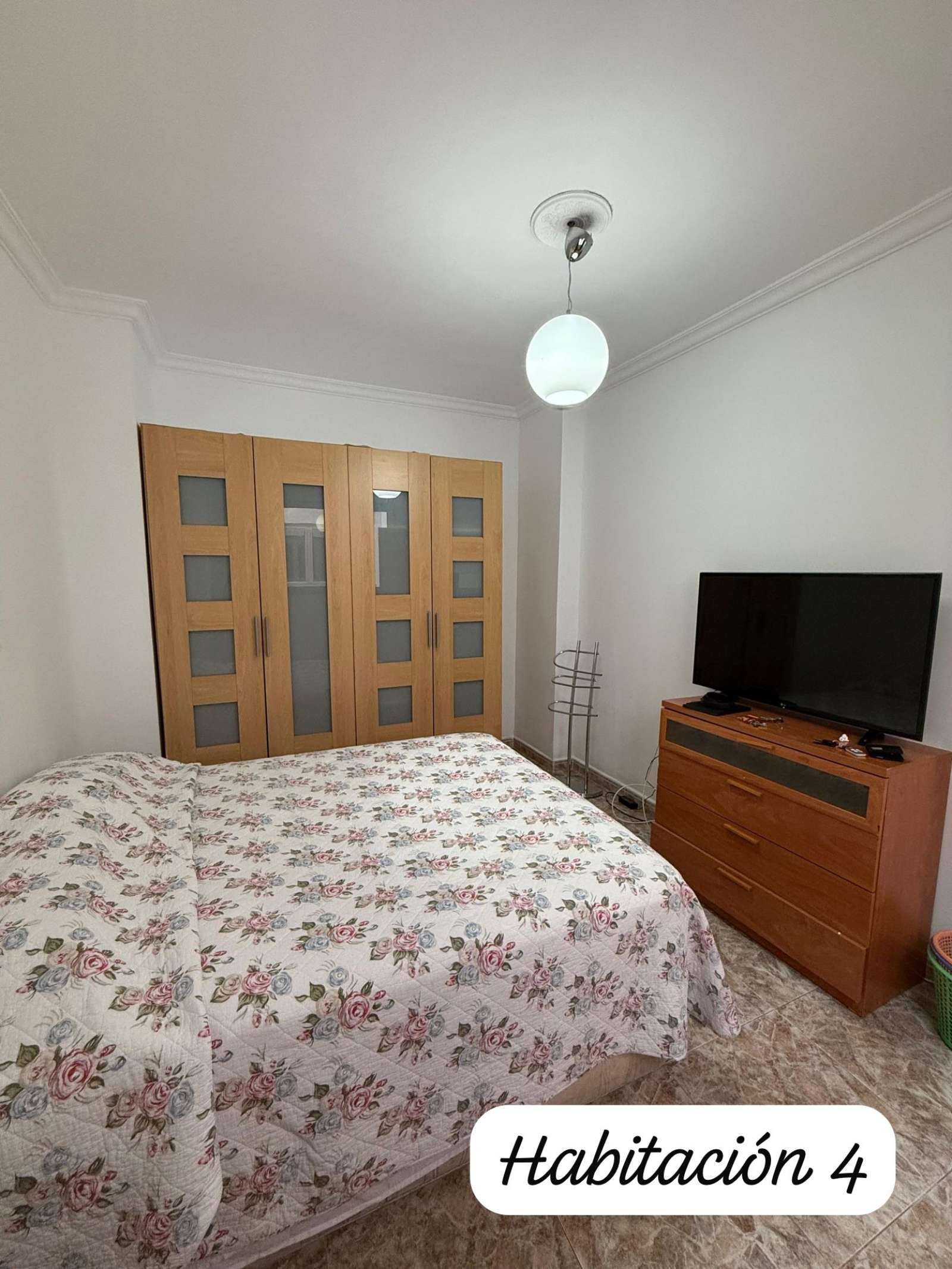 Bedroom of Flat for share in Las Palmas de Gran Canaria  with Air Conditioner, Terrace and Furnished