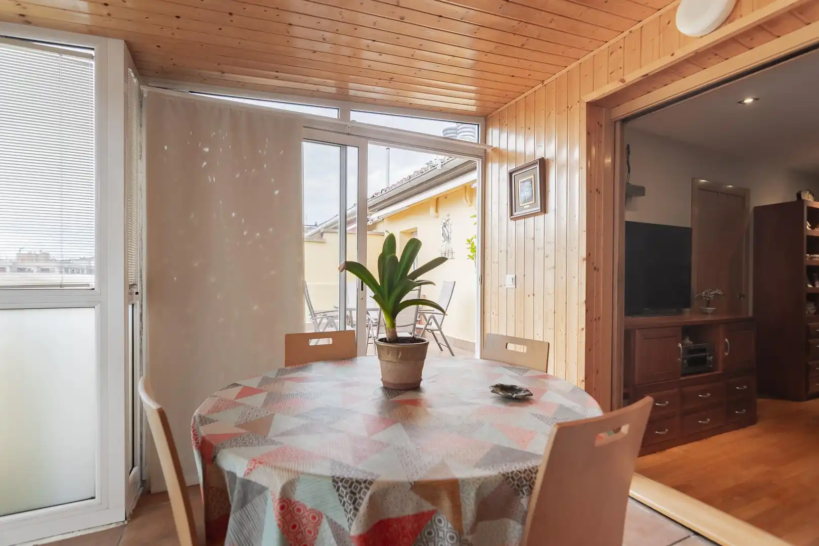 Dining room of Attic for sale in  Pamplona / Iruña  with Air Conditioner, Heating and Parquet flooring