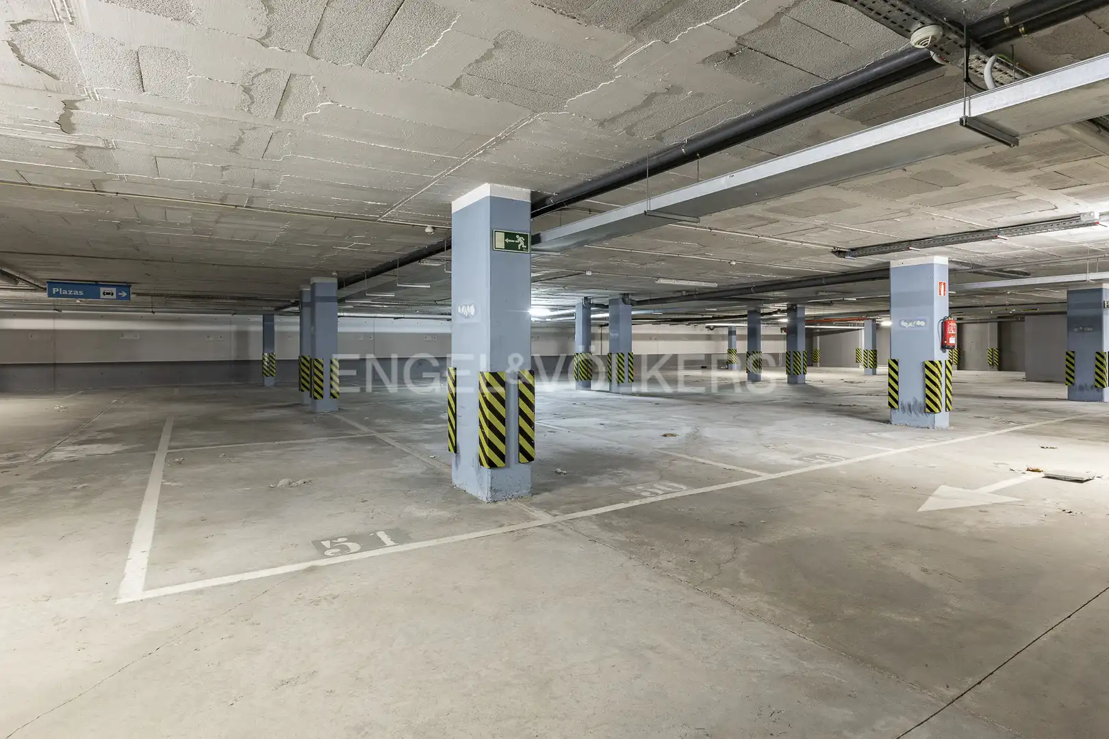 Office space with lift to rent in Zona Industrial, imagen 64