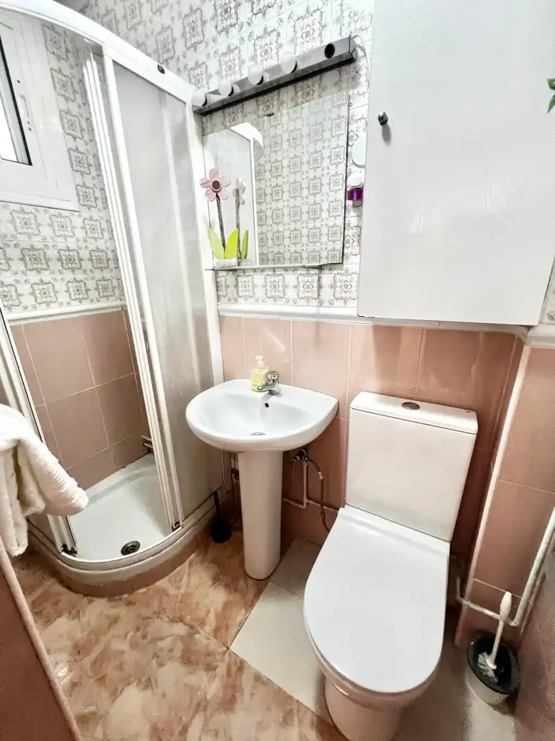 Baño de Piso en venta en Málaga con Aire acondicionado