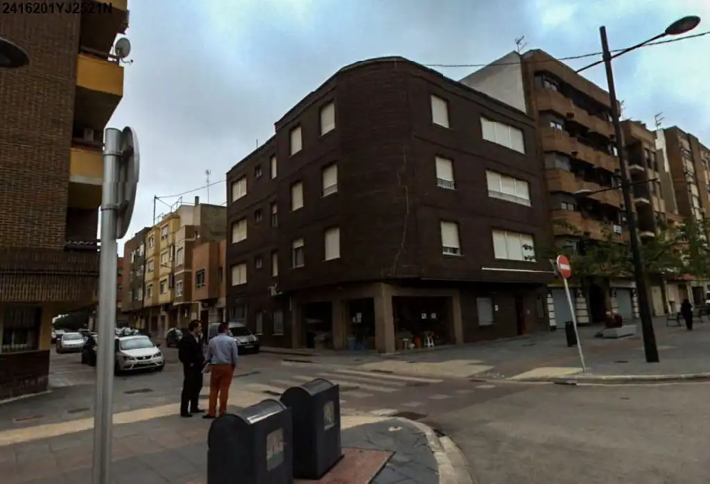 Wohnung mit Aufzug zum Verkauf in Avenida Miguel Hernández 40