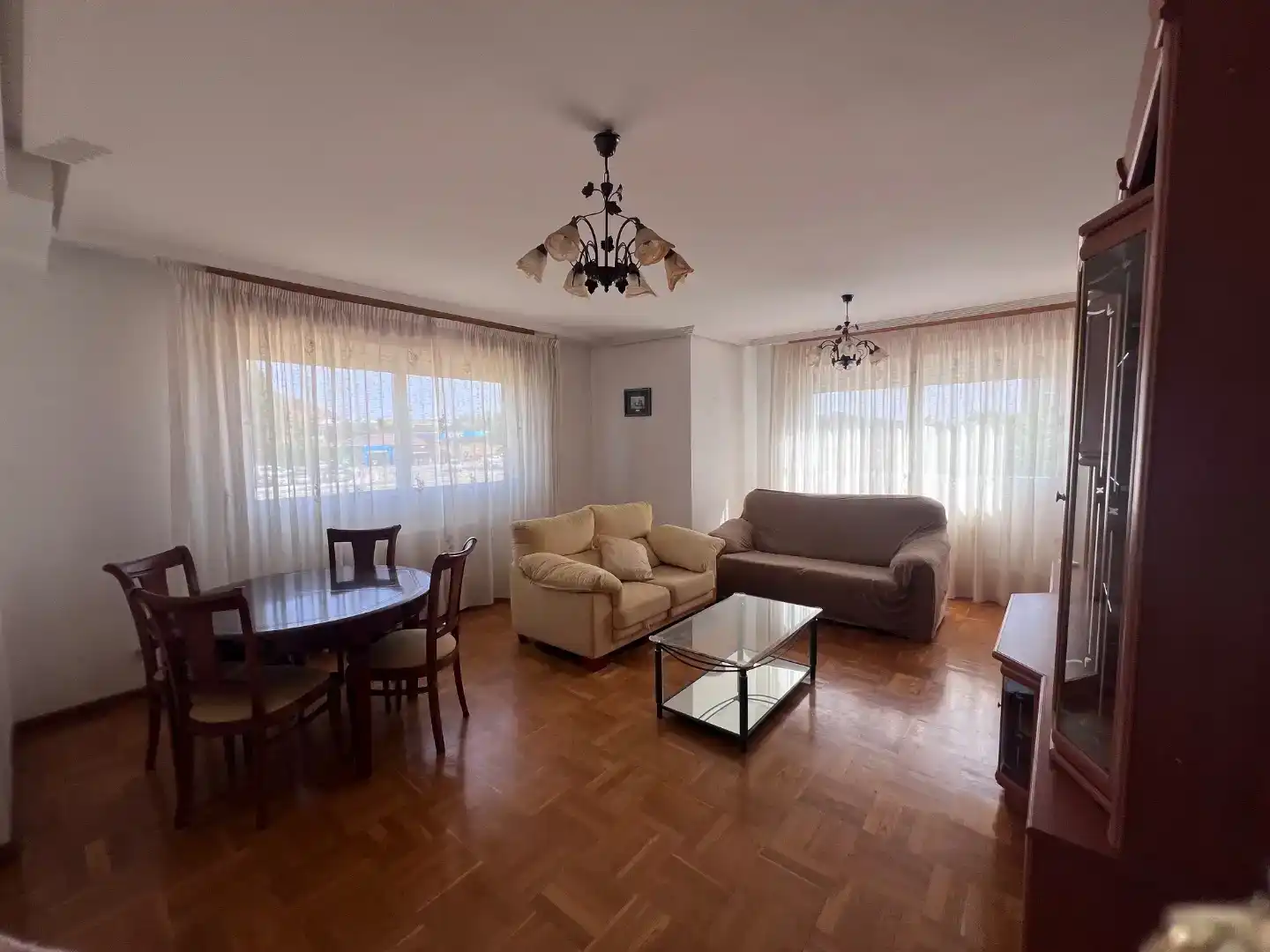 Wohnzimmer von Wohnung zur Miete in Burgos Capital