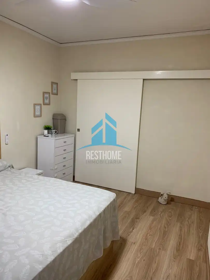 Dormitori de Casa o xalet en venda en Carcaixent amb Aire condicionat, Terrassa i Moblat