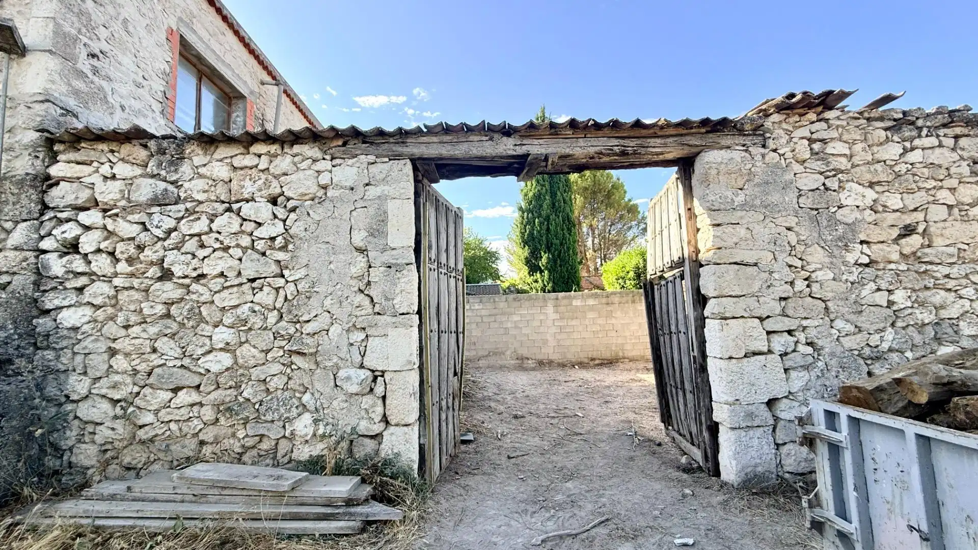 Houses for sale in Olombrada