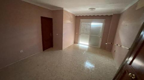 Foto 4 de Pis en venda a Arrayán, 15, Lora del Río, Sevilla
