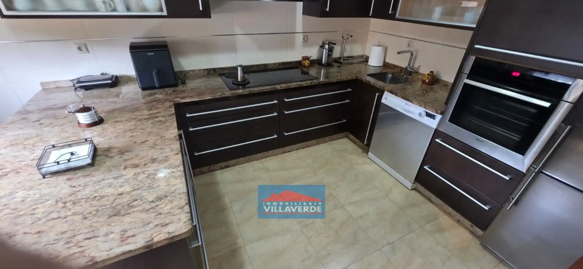 Cocina de Casa adosada en venta en Cangas  con Calefacción, Terraza y Trastero