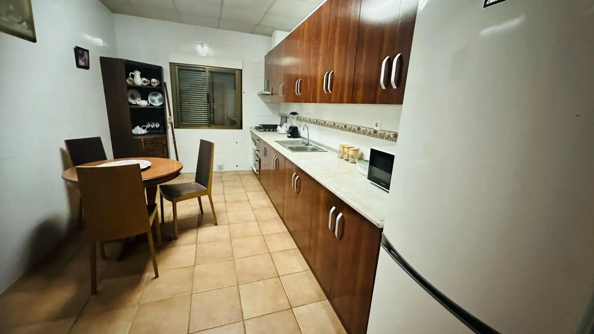 Cuina de Casa o xalet en venda en Elche / Elx amb Jardí privat, Traster i Piscina