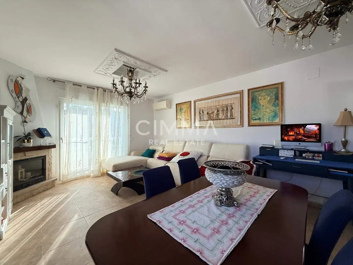 Sala de estar de Casa o chalet en venta en La Nucia con Aire acondicionado, Jardín privado y Terraza