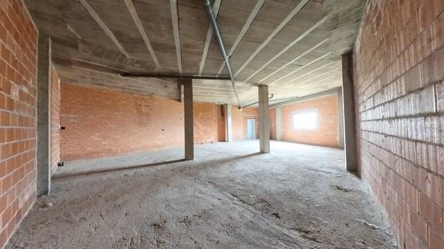 Local comercial en Venta en Diagonal V Centenario en Illueca