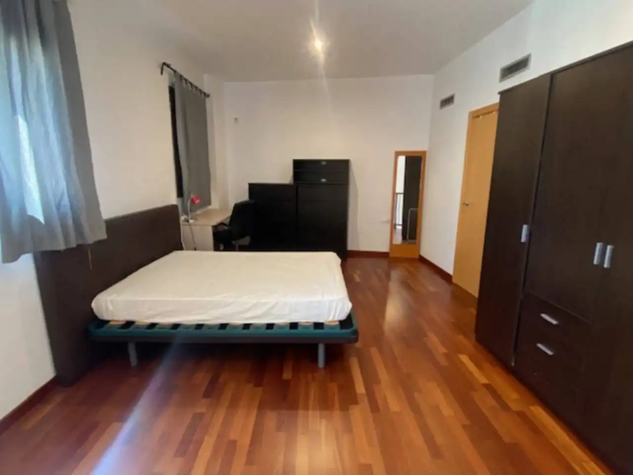 Habitación de Dúplex en venta en Granollers con Aire acondicionado, Calefacción y Parquet