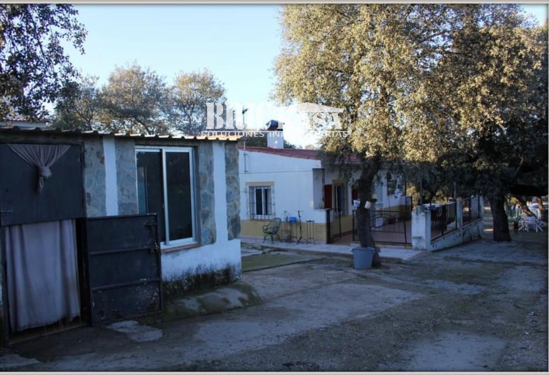 Vista exterior de Casa o xalet en venda en Torreorgaz