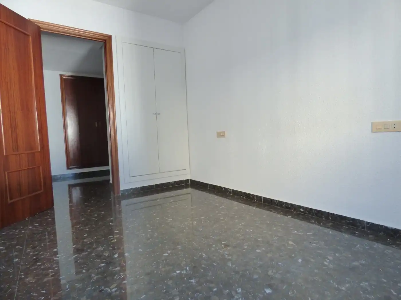 Habitación de Piso de alquiler en Valencia con Aire acondicionado, Calefacción y Balcón
