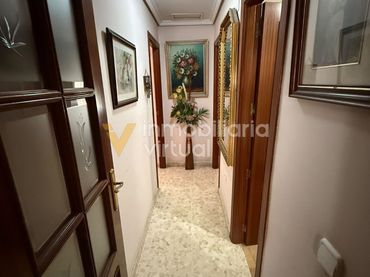 Appartamento con balcone in vendita a Calle Nicolás Albornoz