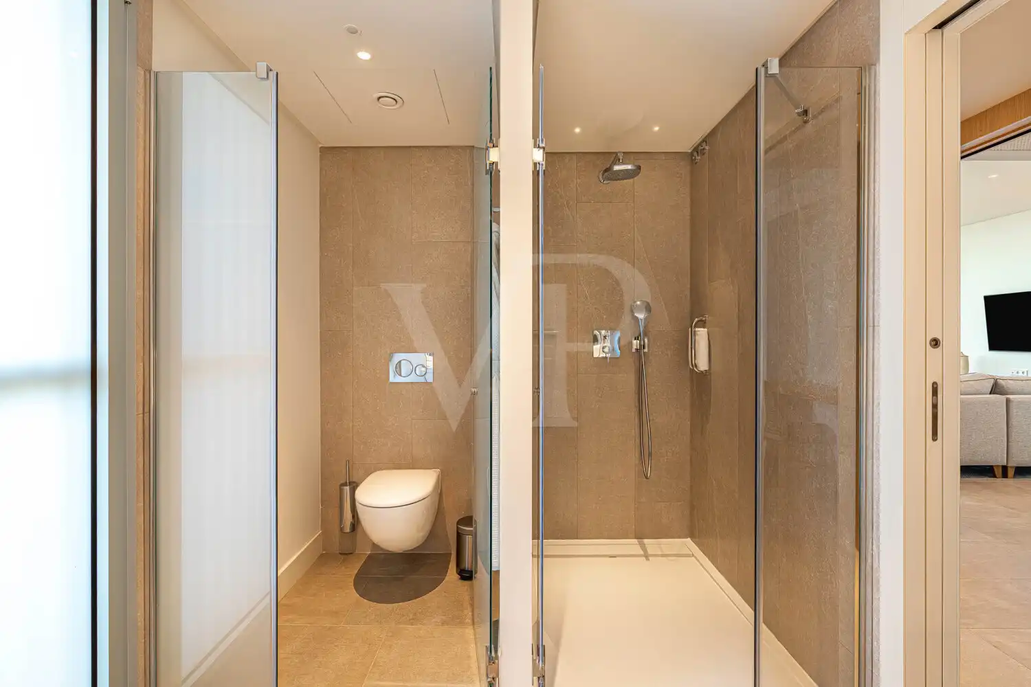 Badezimmer von Dachboden zum Verkauf in Guía de Isora mit Klimaanlage, Terrasse und Balkon