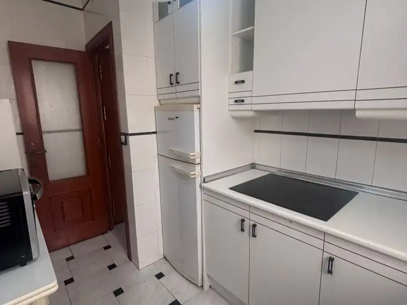 Cocina de Piso en venta en Torrevieja con Terraza y Balcón