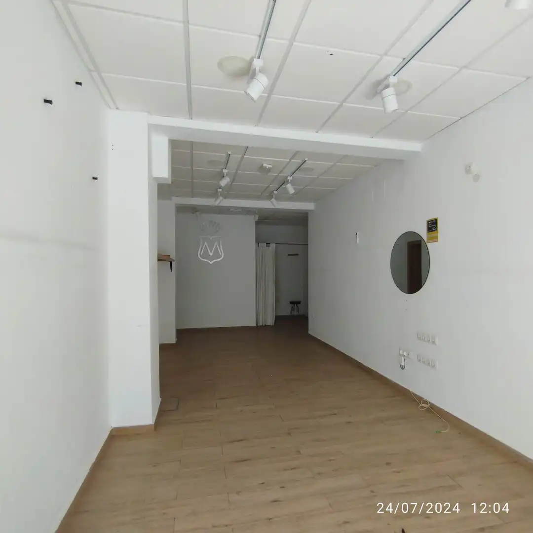 Gewerbefläche zur Miete in Calle Ciudad de Santander 10, imagen 2