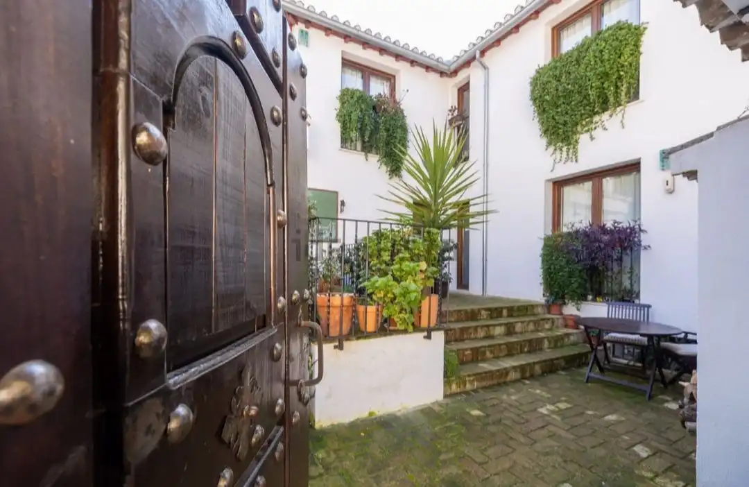 Casa amb terrassa en venda a Calle Quijada