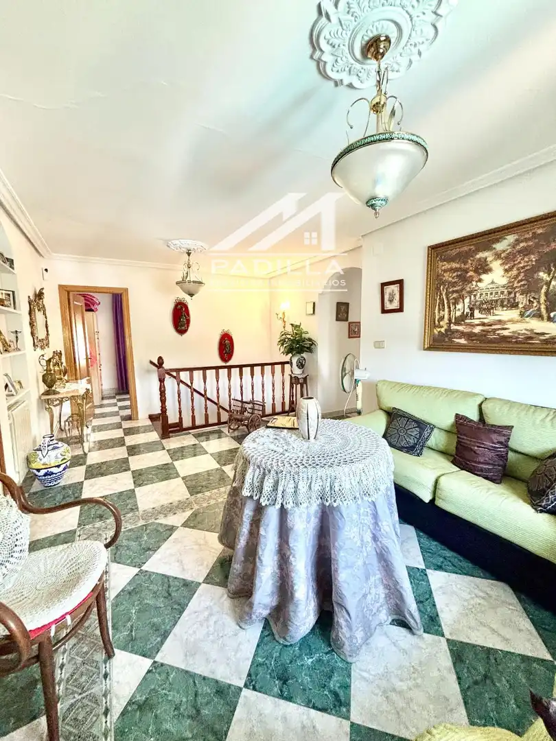 Sala de estar de Casa o chalet en venta en El Viso de San Juan con Calefacción, Trastero y Piscina